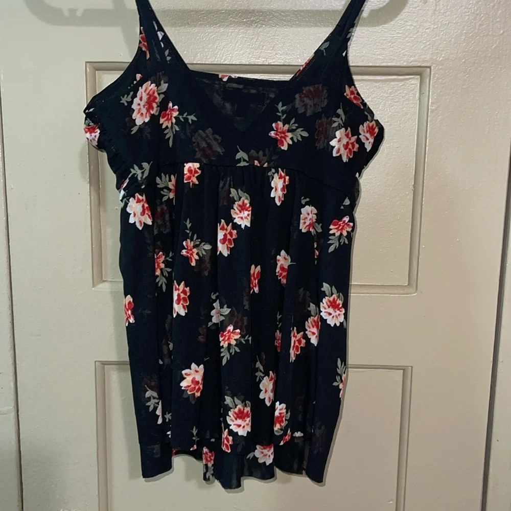 Express Top - Picture 2 of 2